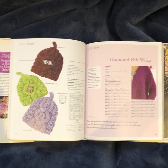 Book: Nonfiction: Craft/instructional/knitting/large format - Picture 6 of 6
